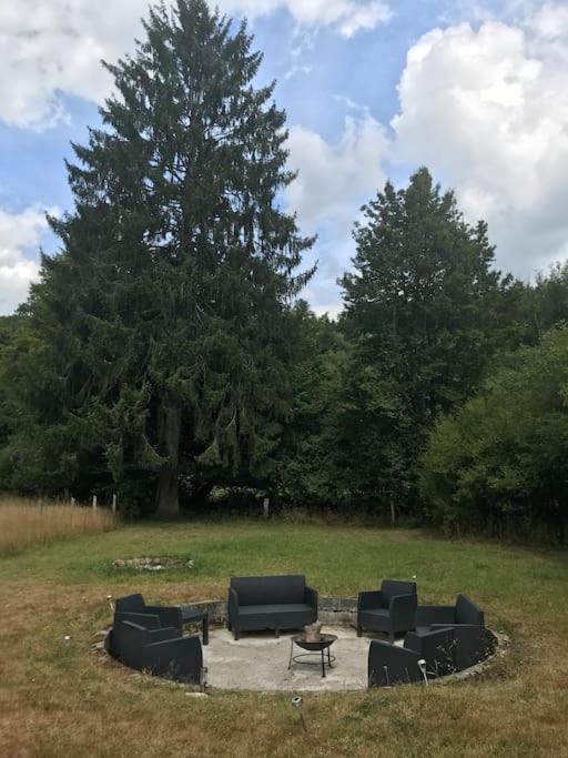 Villa Les Ecuries De Lesse à Libin Extérieur photo
